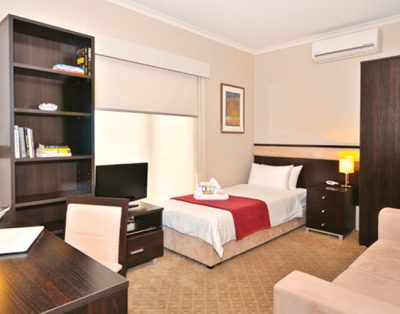 6 Peers St, Brunswick East – Room 1