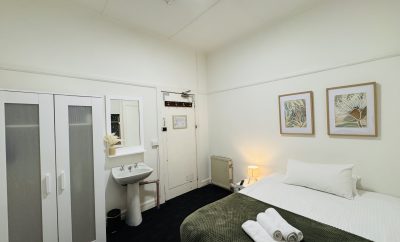 96 Barkly Street, St Kilda – Room 5