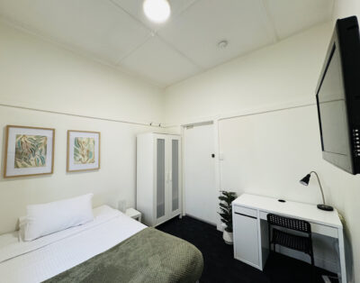 96 Barkly Street, St Kilda – Room 11