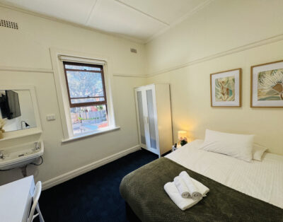 96 Barkly Street, St Kilda – Room 22