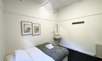 96 Barkly Street, St Kilda – Room 24